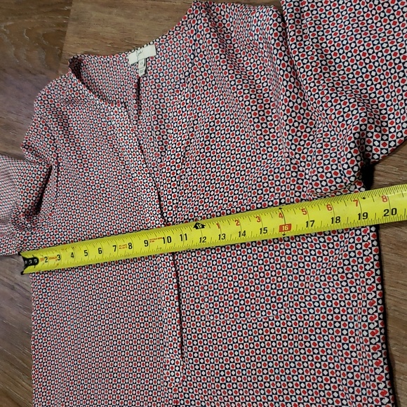 (XS) Joie 100% Silk Geometric Flowy Blouse Business Casual Luxury Formal - Picture 9 of 12